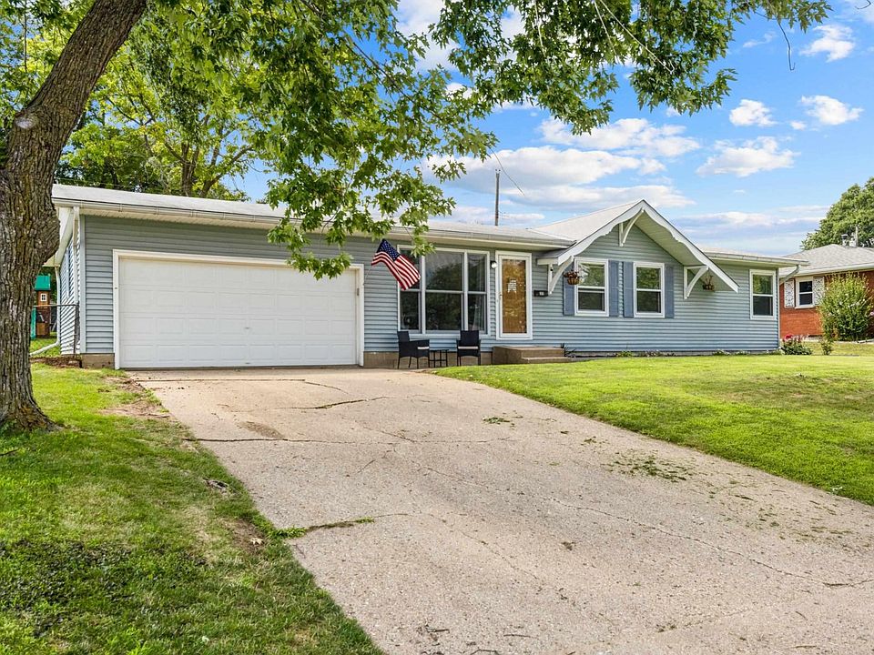 1st image of 311 S Hollybrook Dr