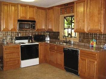 3rd image of 5020 Arthur Ave