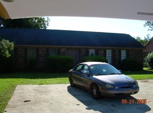 2606 Pointe North Blvd APT B, Albany, GA 31721