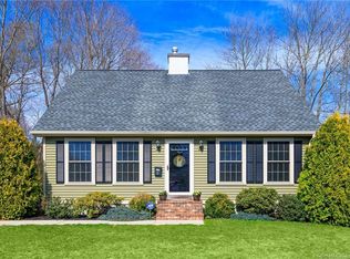 38 Milner Ave, Moosup, CT 06354