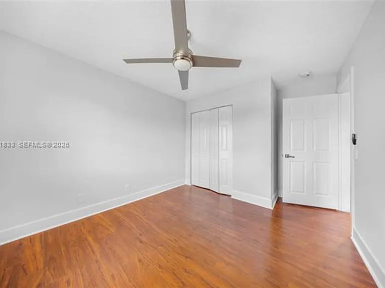 1538 Tamarind Ct #1538 — Photo 10