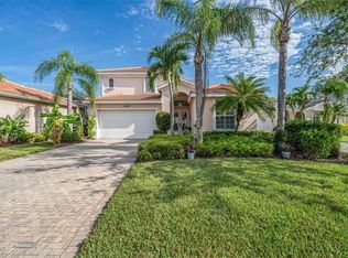 14478 Sterling Oaks Dr, Naples, FL 34110
