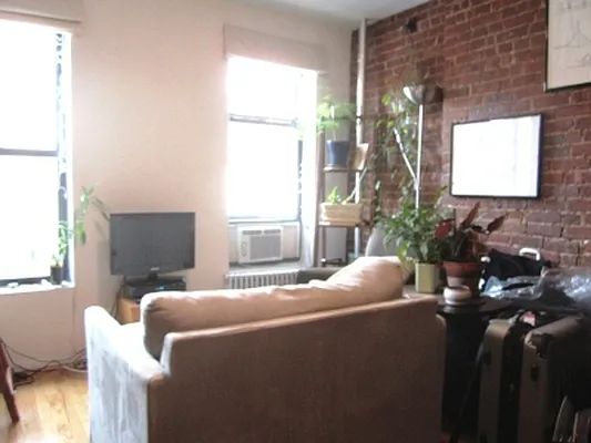 Rented by Citi Habitats | media 19