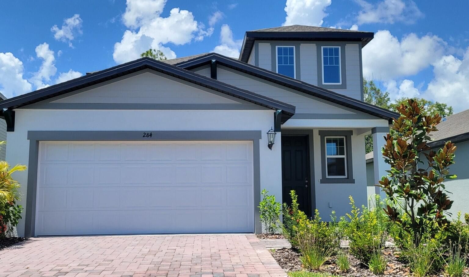 284 Links Terrace Blvd