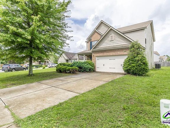 2nd image of 126 Abelia Ln