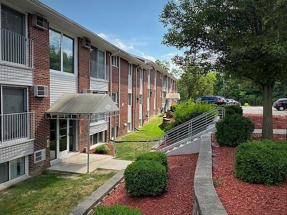 Exterior view to Apartment Buildings