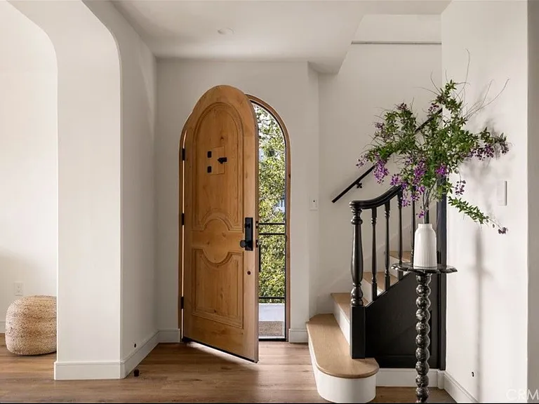 11111 Tujunga Canyon Blvd — Photo 33