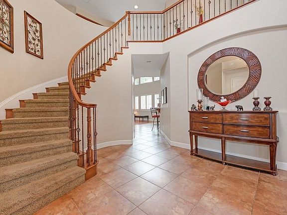 3rd image of 9658 Country Falls Ln