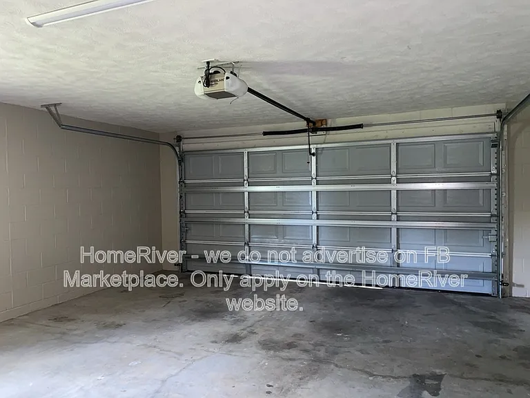 4021 NE 6th Ct — Photo 17