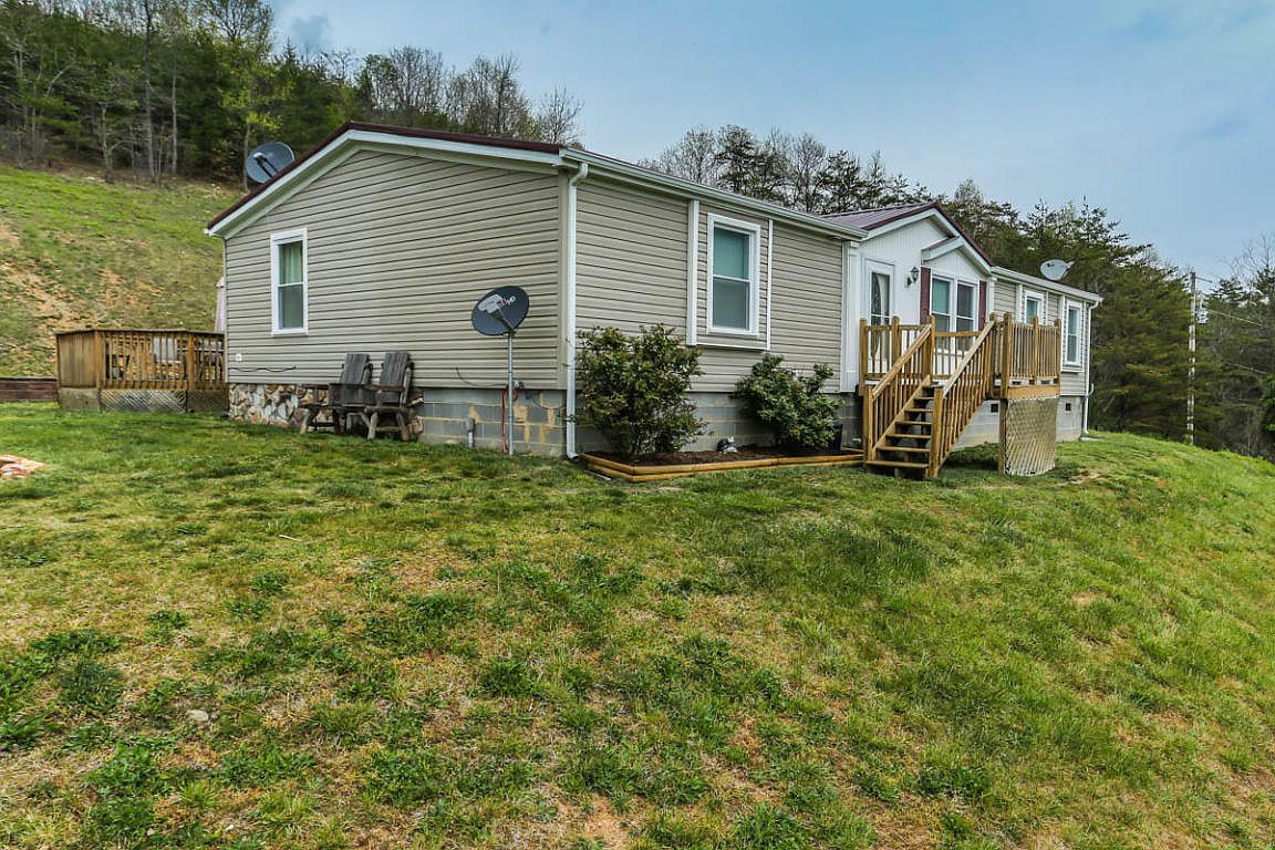 7701 Bradshaw Rd, Salem, VA 24153 Zillow