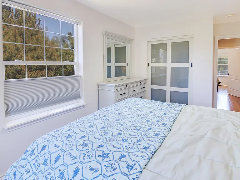 5529 NE Voyage Ave — Photo 35