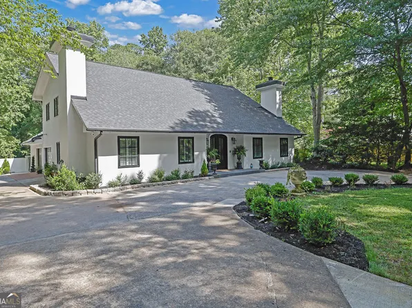 2180 Spalding Dr, Sandy Springs, GA 30350