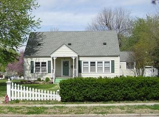 605 E Cherokee St, Springfield, MO 65807