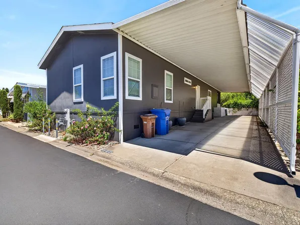 920 Champagne Circle N, Calistoga, CA 94515