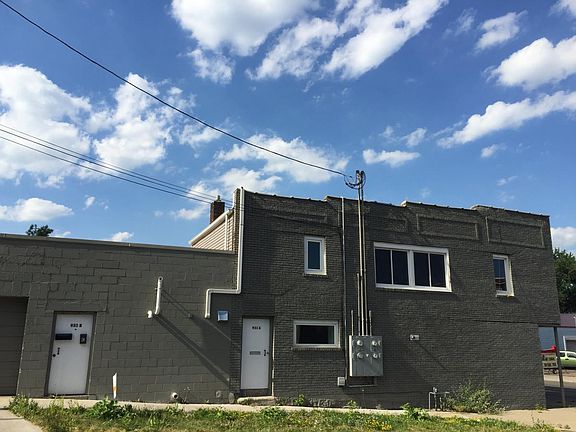 2nd image of 931 Arcade St #B