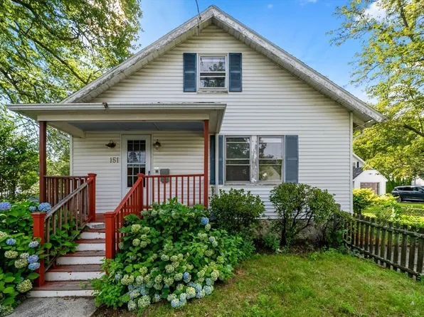 151 Lasell St, West Roxbury, MA 02132