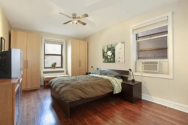 Sold by Corcoran | media 8