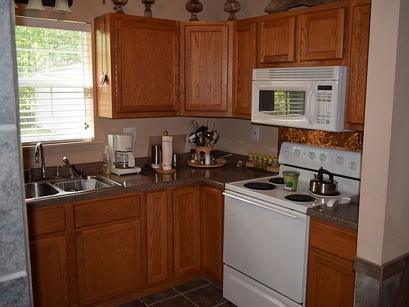 2nd image of 6202 E County Road 1000 N