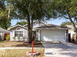6015 Crickethollow Dr, Riverview, FL 33578