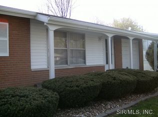27 Concord Dr, Fairview Heights, IL 62208