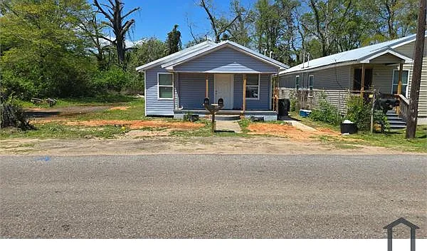 1122 Rich Ave #A — Photo 1