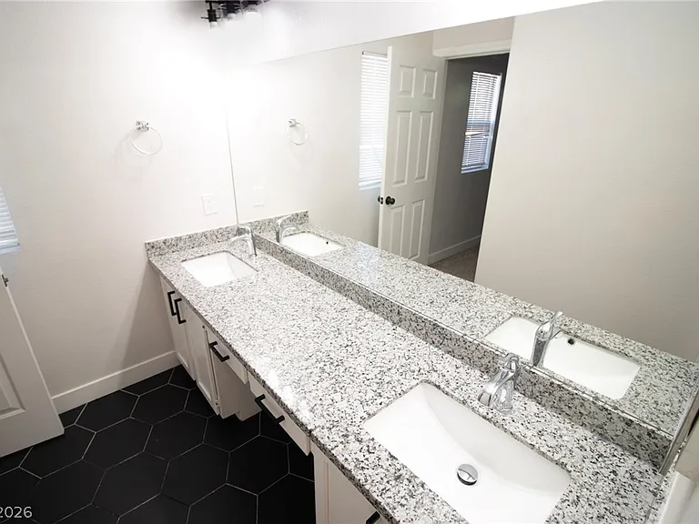 1468 Reef Ridge Ct — Photo 19