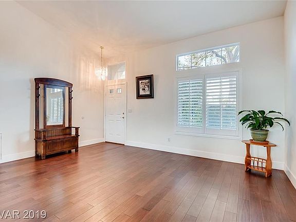 3rd image of 5105 Evergreen Meadow Ave