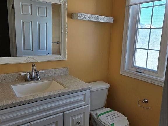 2nd image of 168 Whittaker Cres