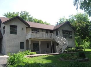 W6442 Schilling Rd, Onalaska, WI 54650