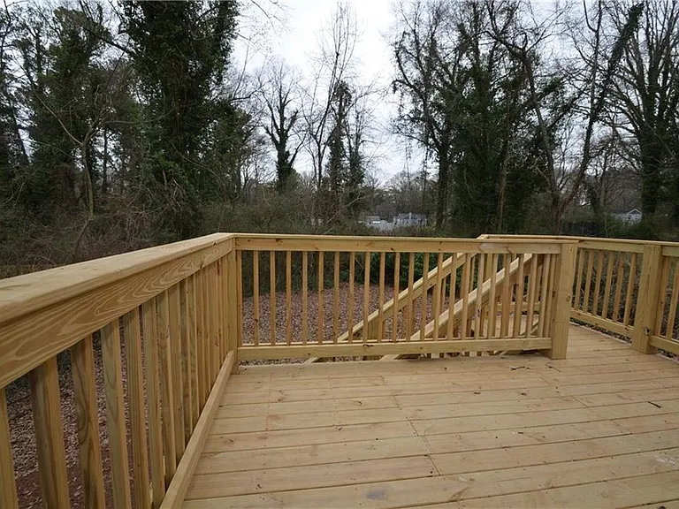 1350 Kenilworth Dr SW — Photo 13