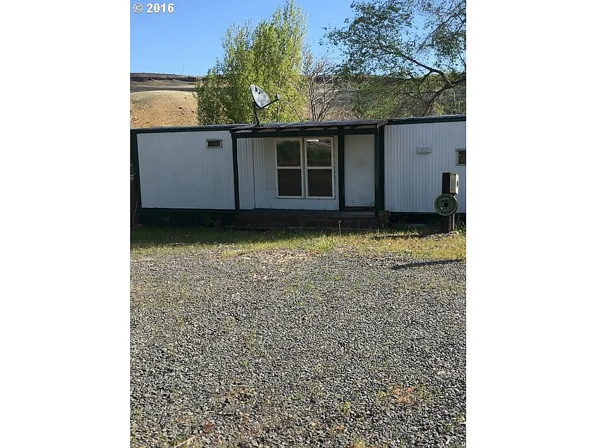 295 Shane Dr photo 1