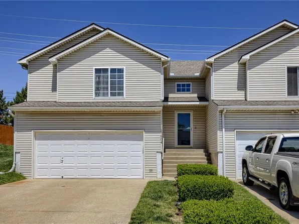17604 W 111th Pl, Olathe, KS 66061