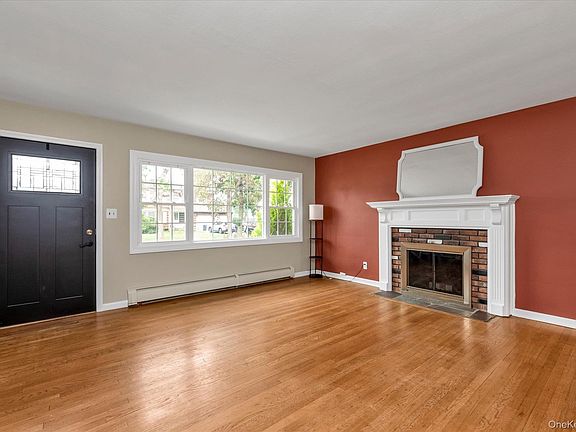 2nd image of 16 Verleye Avenue