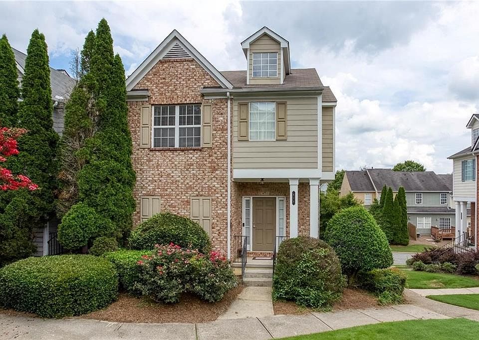 1st image of 414 Lantern Ln