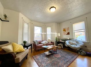 205R Hillside St #1F, Roxbury Crossing, MA 02120