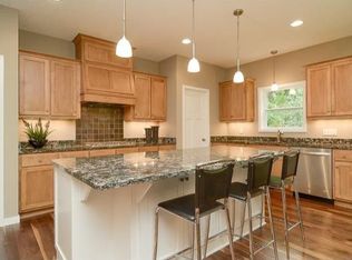 322 Brunswick Ave S, Golden Valley, MN 55416