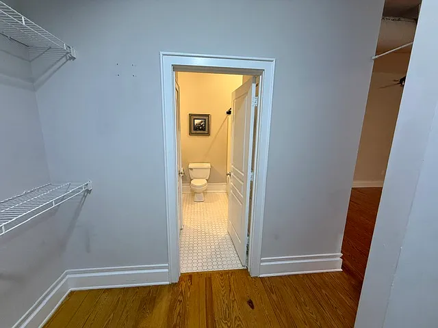 404 N Laurel Ave #5 — Photo 3