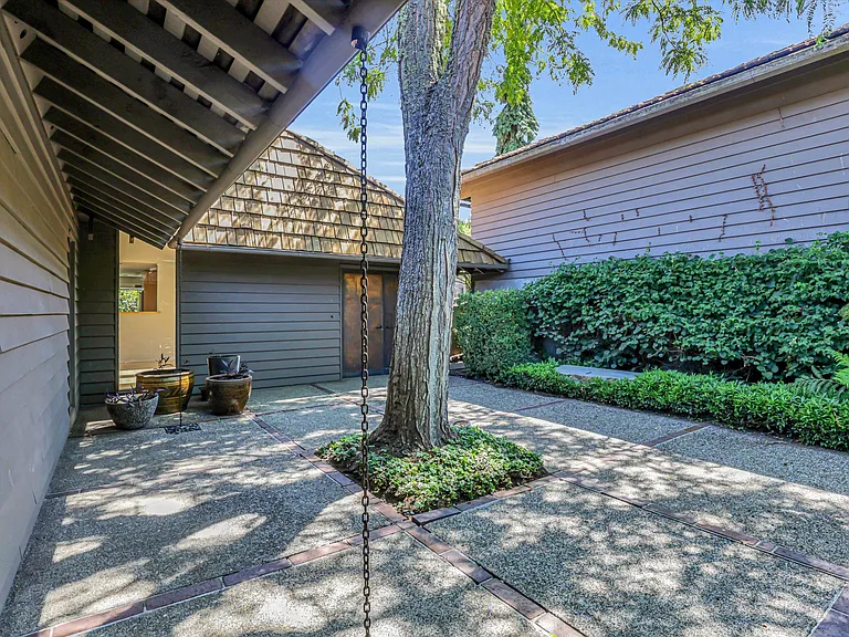 17642 Upper Cherry Ln — Photo 4