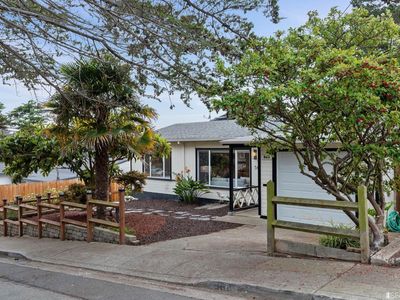560 Miller Ave, Pacifica, CA, 94044