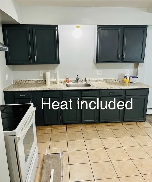 193 Arnold St #1