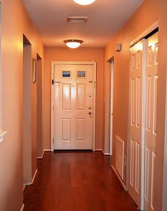 ENTRY FOYER