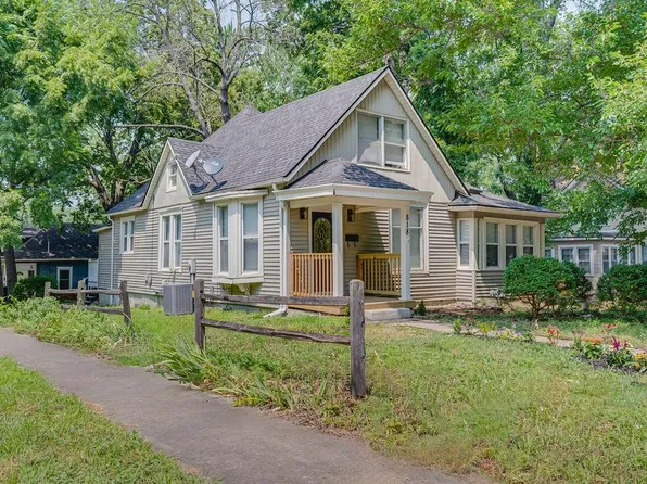 818 S Main St, Independence, MO 64050