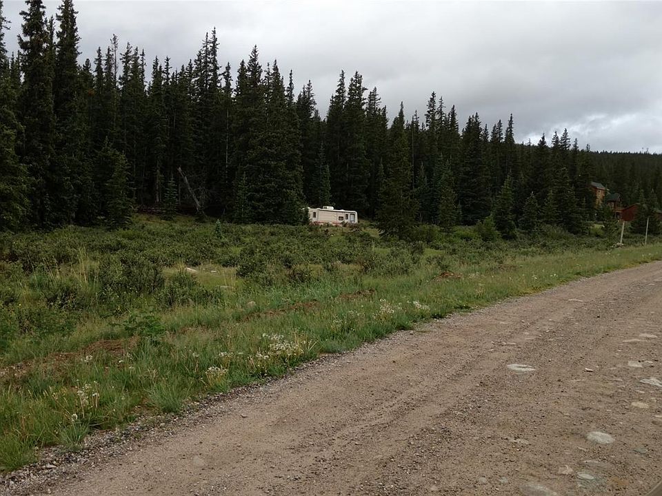 2nd image of 134 Gold Pan Ln