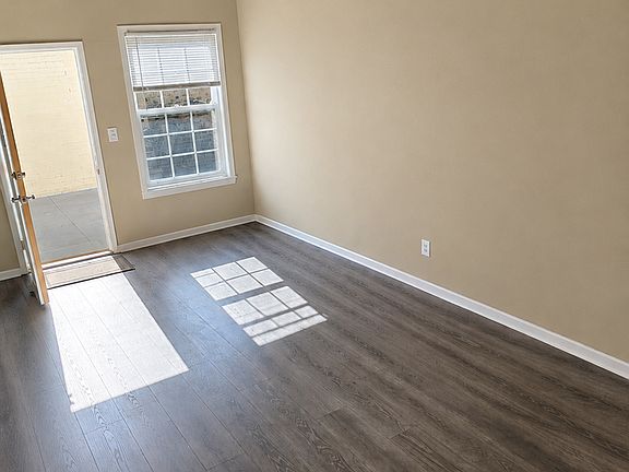 4th image of 274.5 Hathway Ave