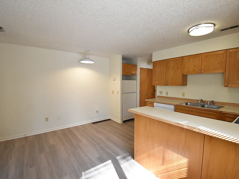 1921 Walnut St #102 — Photo 30