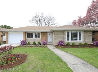 8550 Monticello Ave, Skokie, IL 60076