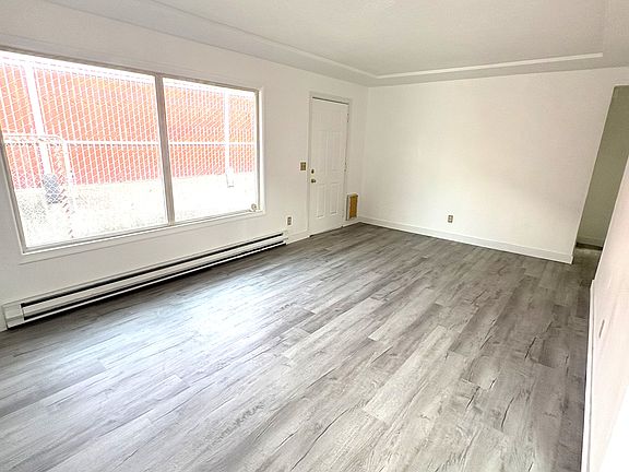 2nd image of 12437 SW Hall Blvd APT 2
