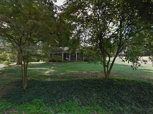 133 Charles Ave, Munford, TN 38058