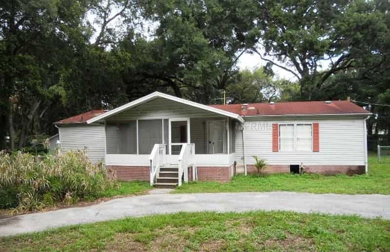 1st image of 10714 Magnolia Dr