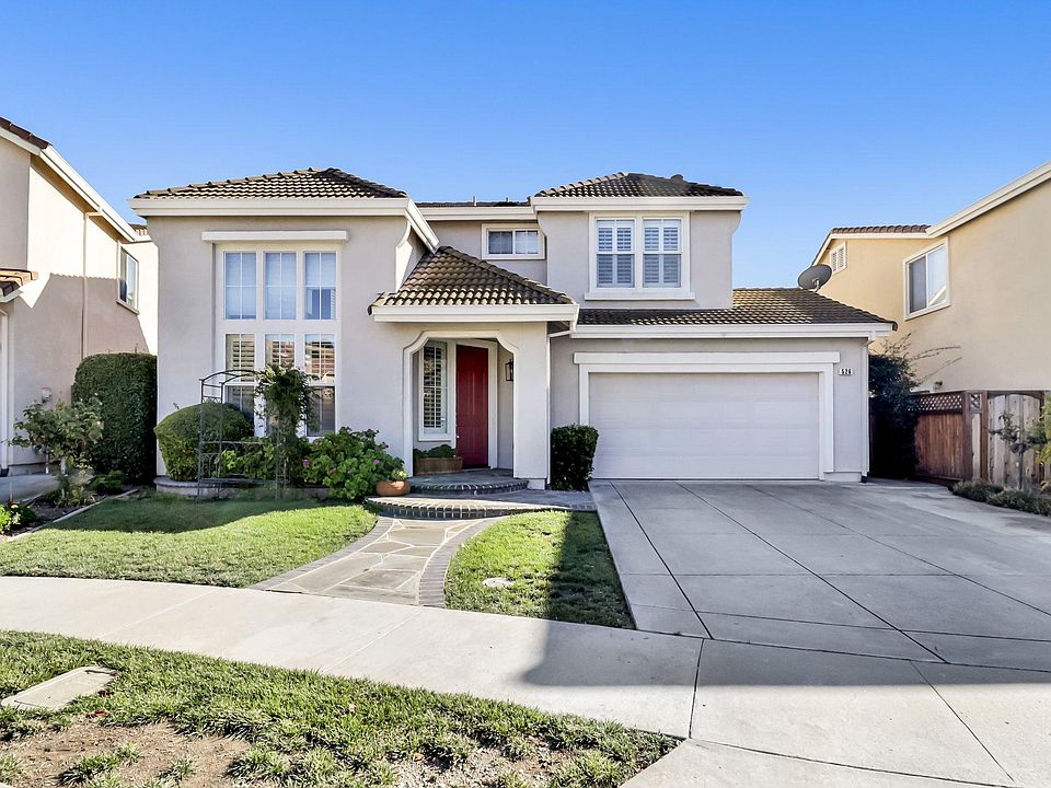 1st image of 526 Bella Calais Way